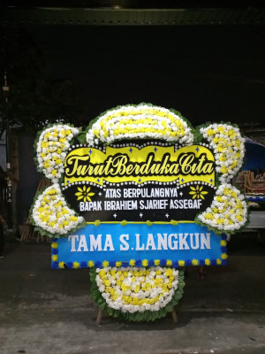 Papan Bunga Duka di Cikawao